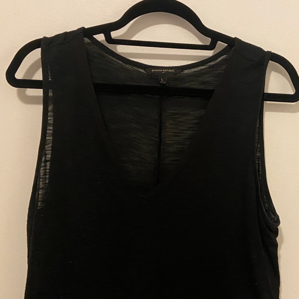Banana Republic Black V-Neck Tank Top